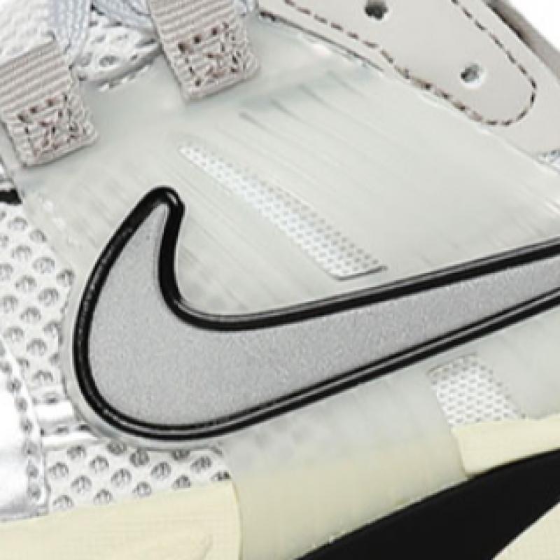Nike V2k Run Sneakers Summit White Pure Platinum Fd0736 100