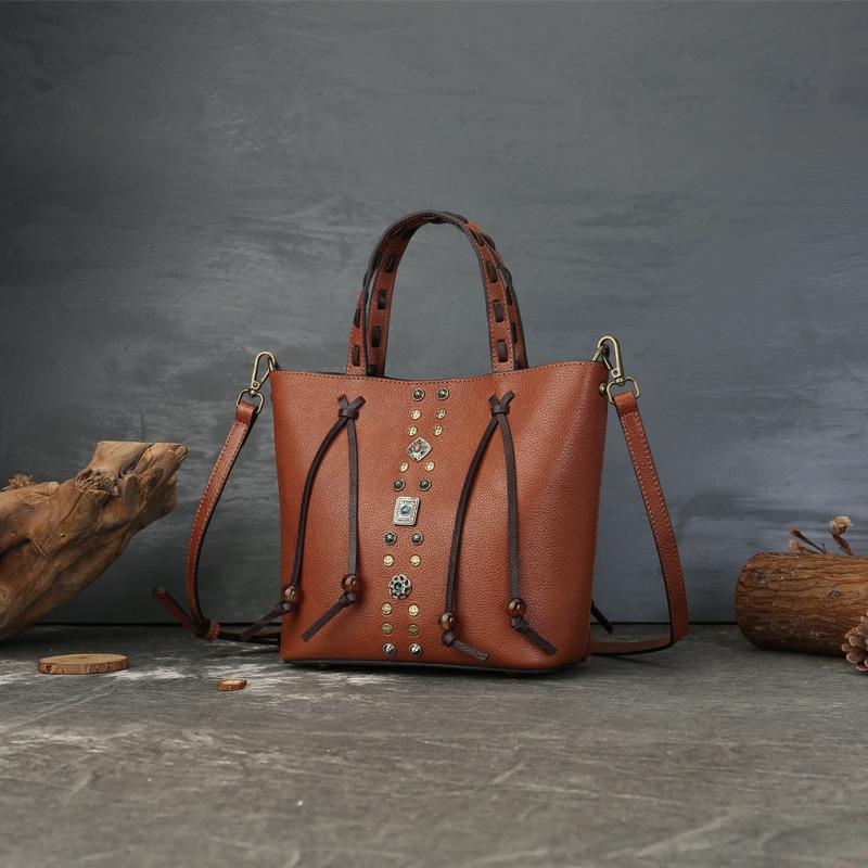 

Handbag Genuine Leather Women s Bag Retro Color-blocking Rivet Bucket Bag коричневий