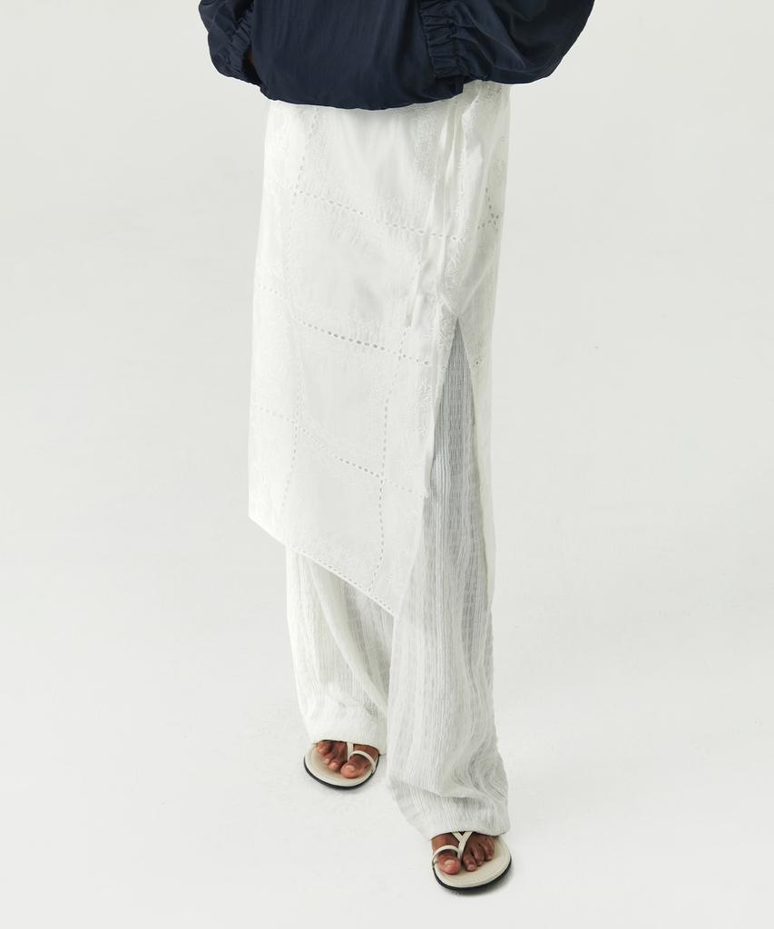 Leuba Layered Slim Boots Cut Pants - White
