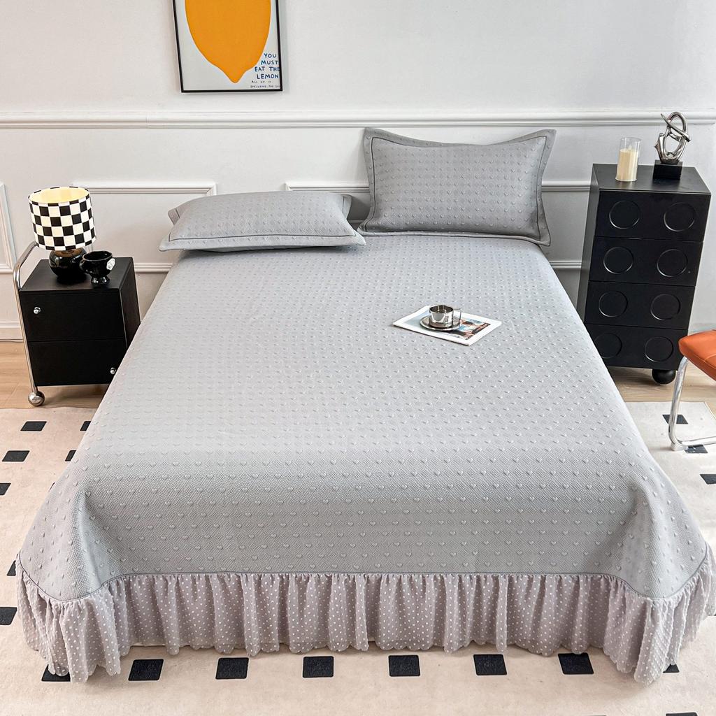 Summer French cold bean ice silk mat three-piece bed cover bed skirt Korean version lace cool mat