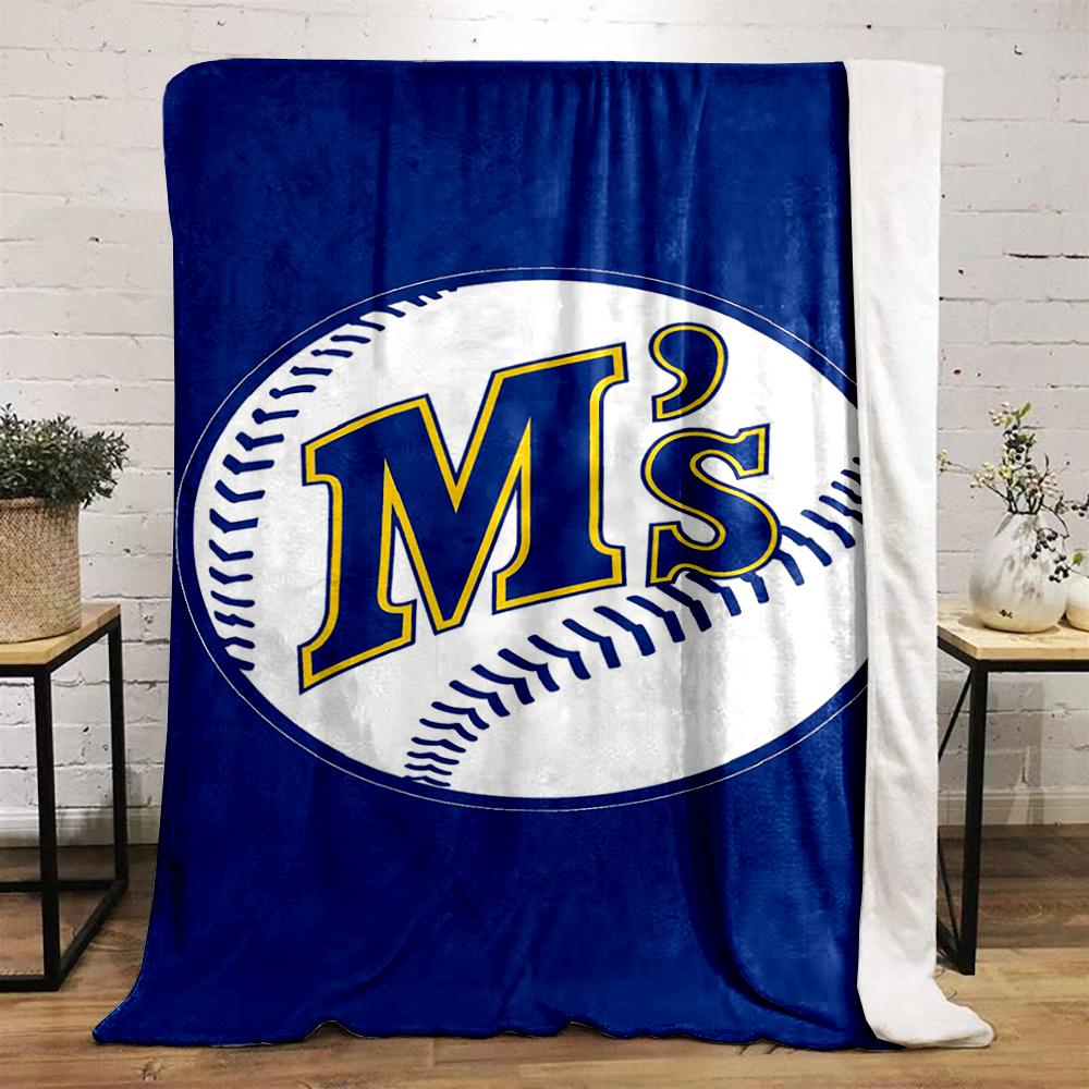 Baseball-themed Warm blanket with "M's" logo design Flannel blanket for bedroom, living room, sofa, and nap