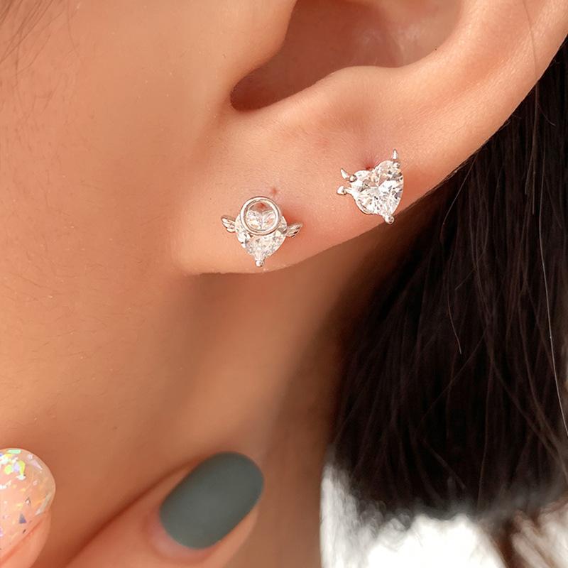 Asymmetrical Angel Love Earrings Femininity Simple Angel Demon Earrings Light Luxury Flash Diamond Girl Earrings