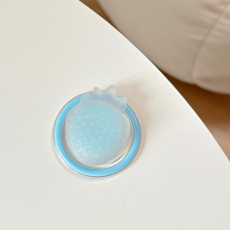 Japanese Wind Simple Sandwich Three-Dimensional Strawberry Magnetic Suction Bracket Suitable For Magsafe Mobile Phone Airbag Bracket