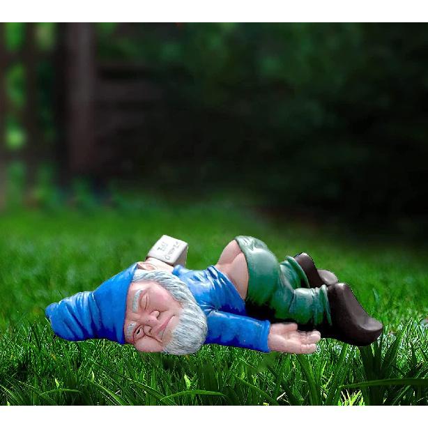 Large 9.5 Inch Funny Drunk Gnome Garden Decor, Creative Garden Gnomes Outdoor Patio Decor, Resin Statues Gift, Yard Decorations Outdoor Decorations