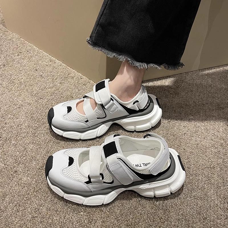 Dad Shoes Girl Summer Mesh Breathable Hollow Hole Shoes Student Leisure Sports Bag Head Sandals Breathable and Comfortable