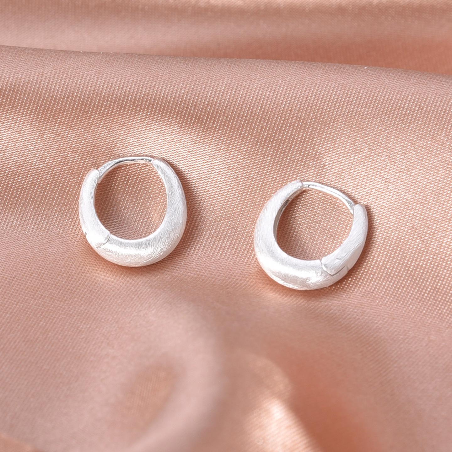 S925 Sterling Silver Lightweight Brushed Hoop Earrings for Women S925 Silver