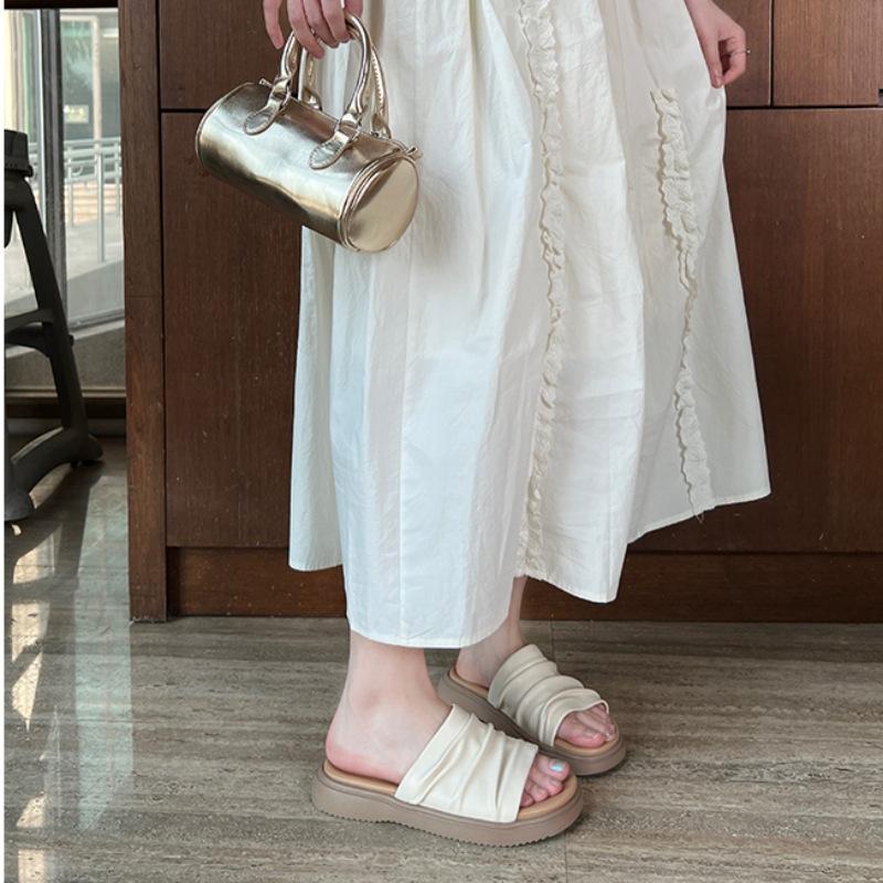 

Uncle s same 2025 summer new thick-bottomed pleated one-word slippers women s leisure vacation beach flat-bottomed cool slippers 40 абрикосовый