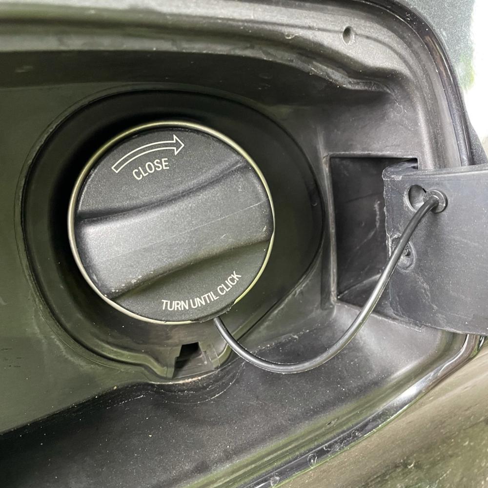 Fuel Oil Tank Cover Cable Sling Gas Cap Rope Line For BMW X1 X3 X4 X5 X6 Z4 Mini E70 E46 E90 E39 E87 F10 F11 E83 E60 16117222391 Fuel Tank Caps3