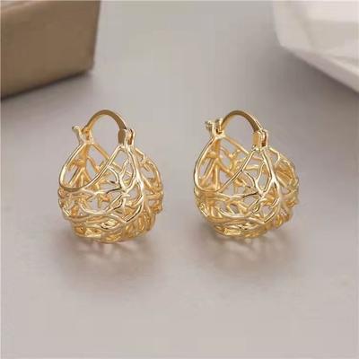 Personalized Gold Color Hollowed Out Cradle Earrings with Earrings and Earrings for Women's Daily Wear Life