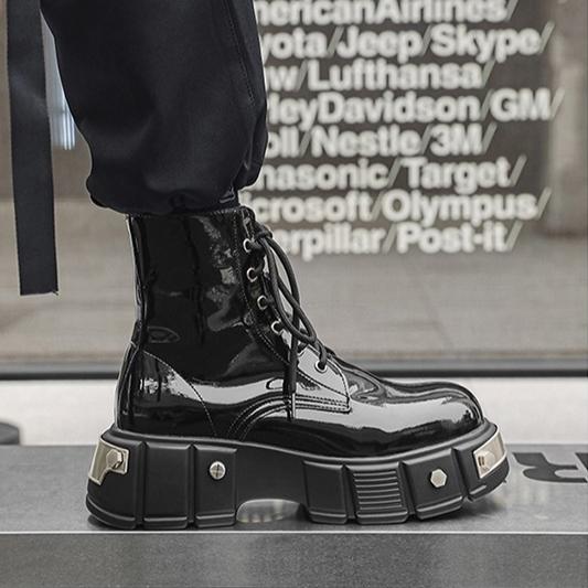 Stövlar för Män Mångsidig Trend Modekänsla Casual Derby Skor Retro Hög Kvalitet Tjock Sula Mode Nitar Stövlar Botas Hombre