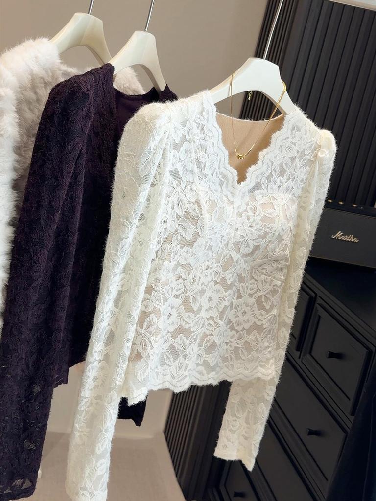 Women's Sexy V-Neck Lace Shirt with Chest Pads - Slim-Fit, Long-Sleeved, Waist-Cinching for Autumn/Winter 2025