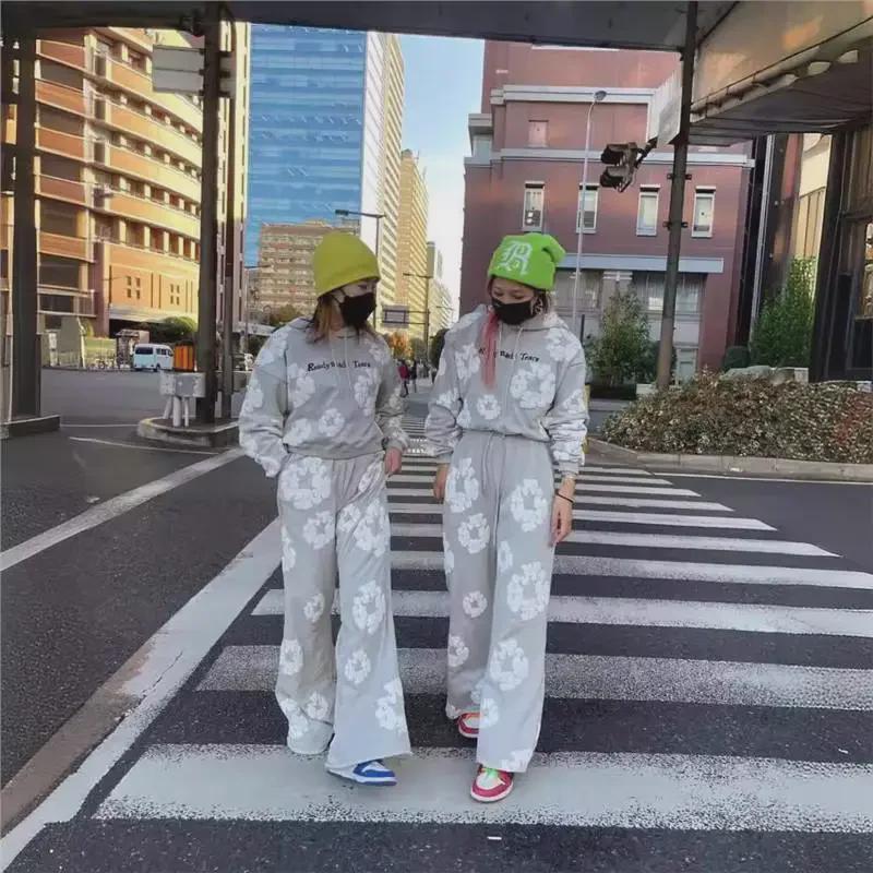 "Kapok Foam Hooded Sweatshirt & Pants Set with Embroidered Logo"