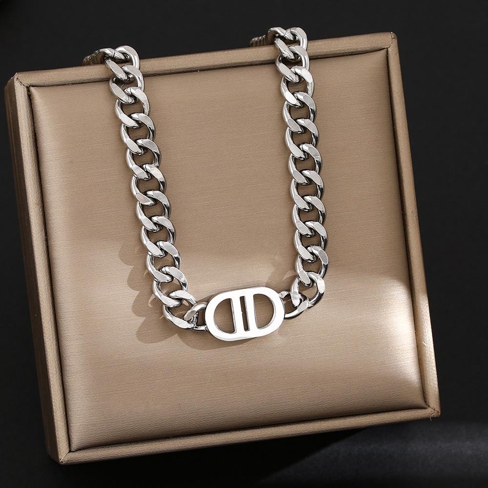 Colier din Oțel Titan Placat cu Aur de 18K, Lanț Claviculă de Înaltă Calitate pentru Femei - Bijuterii care nu se Decolorează