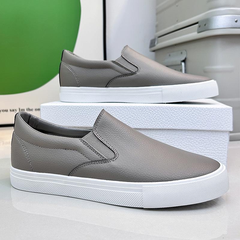 Unisex Weiße Canvas Slip-On Sneaker: Freizeitschuhe mit weicher Sohle für Männer, Jugendliche und Frauen; Perfekt zum Tanzen, Entspannen und für den Partnerlook.