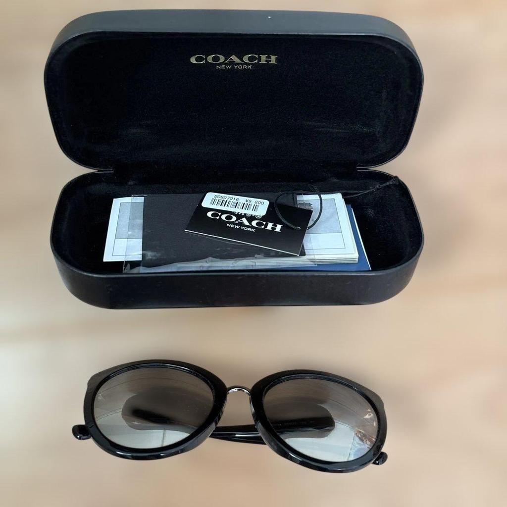 Used COACH sunglasses HC8199D with case
