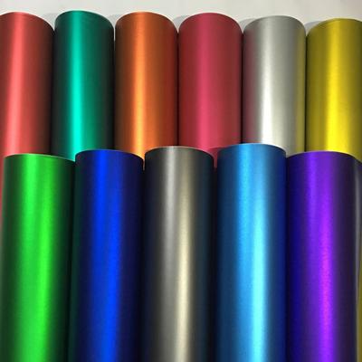 Mehrere Farben Blau Schwarz Rot Gold Silber Matt Satin Chrom Vinyl Car Wrap Film Aufkleber Aufkleber Blasenfreie Autoverpackung