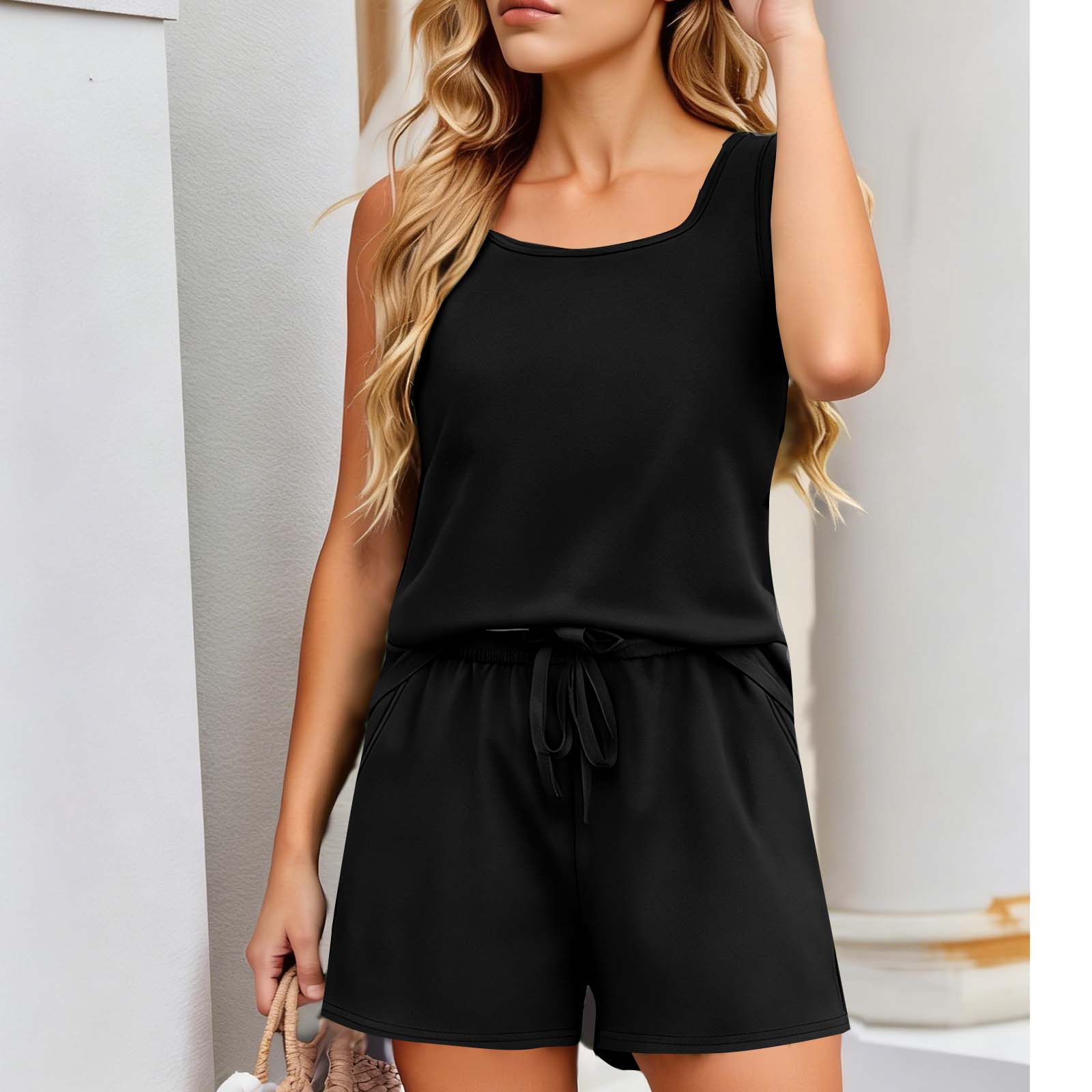

Women s Fashionable, Casual And Comfortable Sleeveless Square-Neck -Colour High-Waisted Shorts Casual Two-Piece Set S чёрный