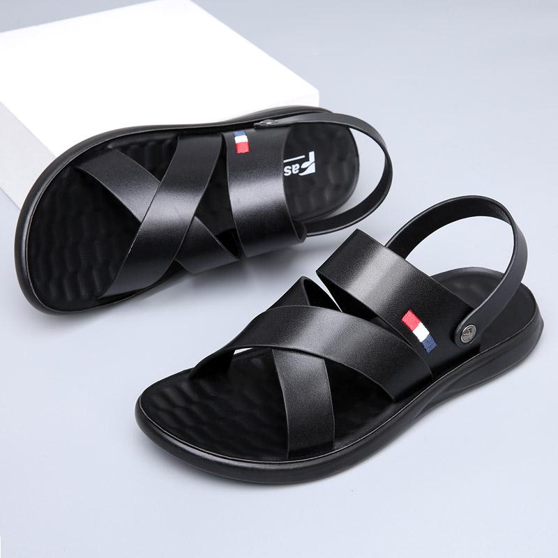 Sandali da uomo di marca estiva Sandali firmati Sandali da spiaggia in pelle da uomo Scarpe casual da esterno di alta qualità grandi
