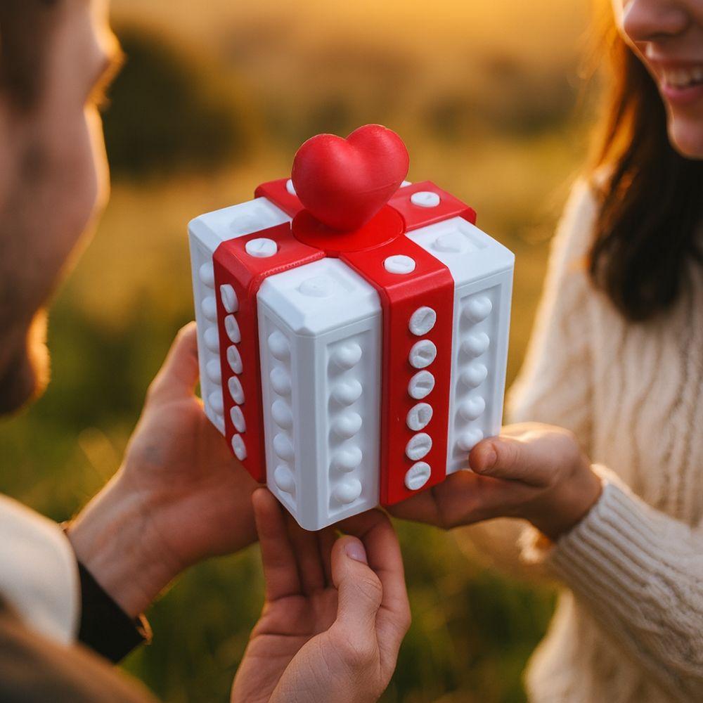 3D Printed Prank Screw Box Plastic Heart Design Box Creative Festive Gift Box Holiday Birthday