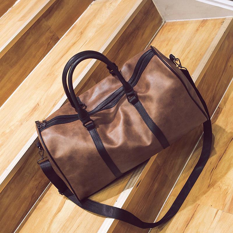

PU Leather Travel Handbag: Large Capacity Gym, Shoulder & Boarding Bag for Men & Women коричневый