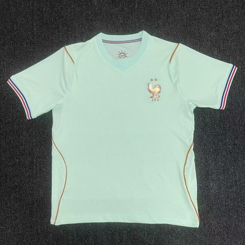 Maillots de Football Édition Spéciale en Gros Paris Ajax Real Madrid Inter Mibasa Argentine Brésil Maillots à Manches Courtes