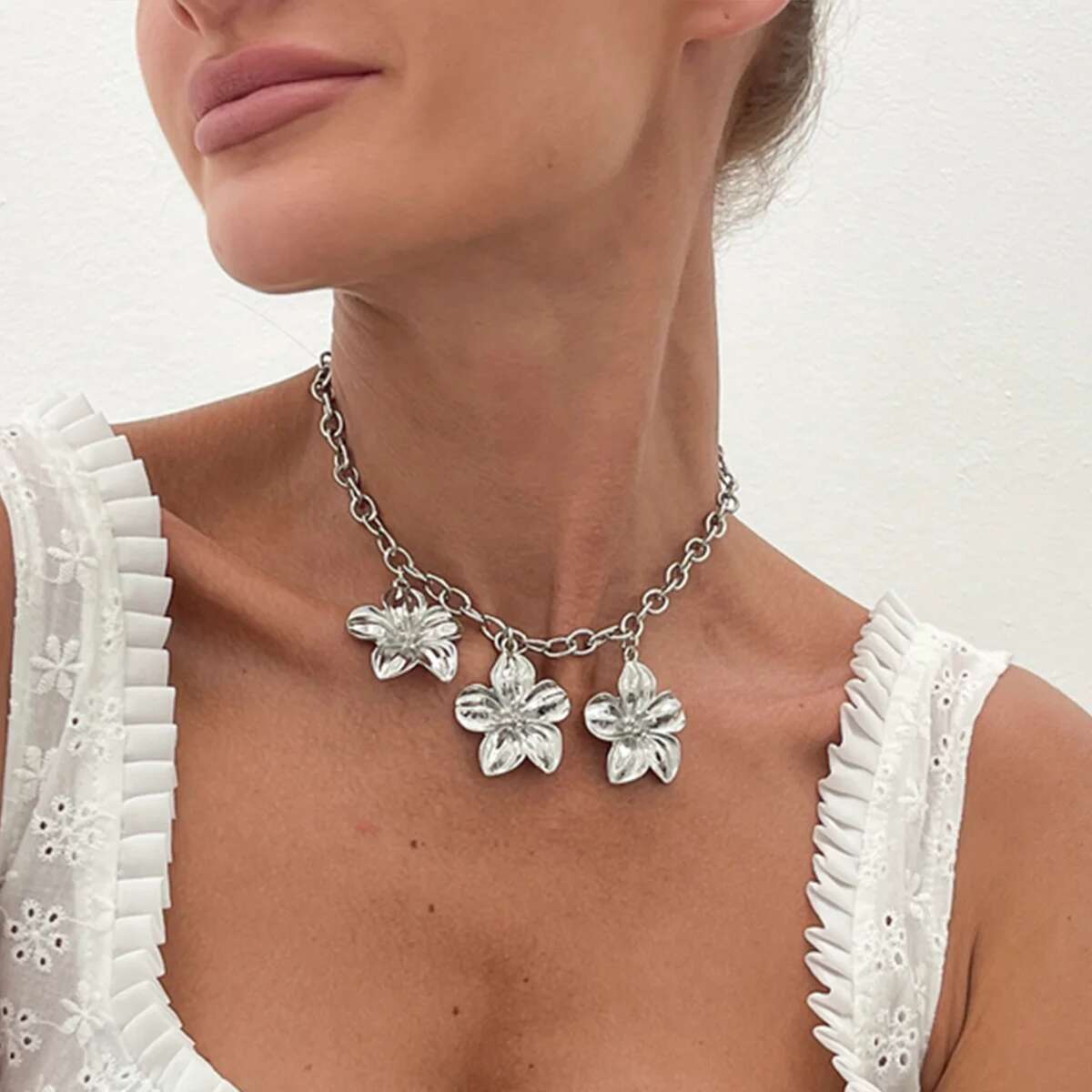 

PuRui Шарм Свадебное Ожерелье на Шею Циркон для Женщин Тренд Золотой Цвет Регулируемый Подвеска-Цветок Простые Цирконовые Аксессуары