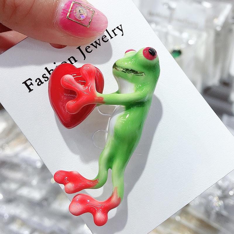 Korean Style Zodiac Rat Cartoon Brooch - Fashionable Animal Pin Accessory
