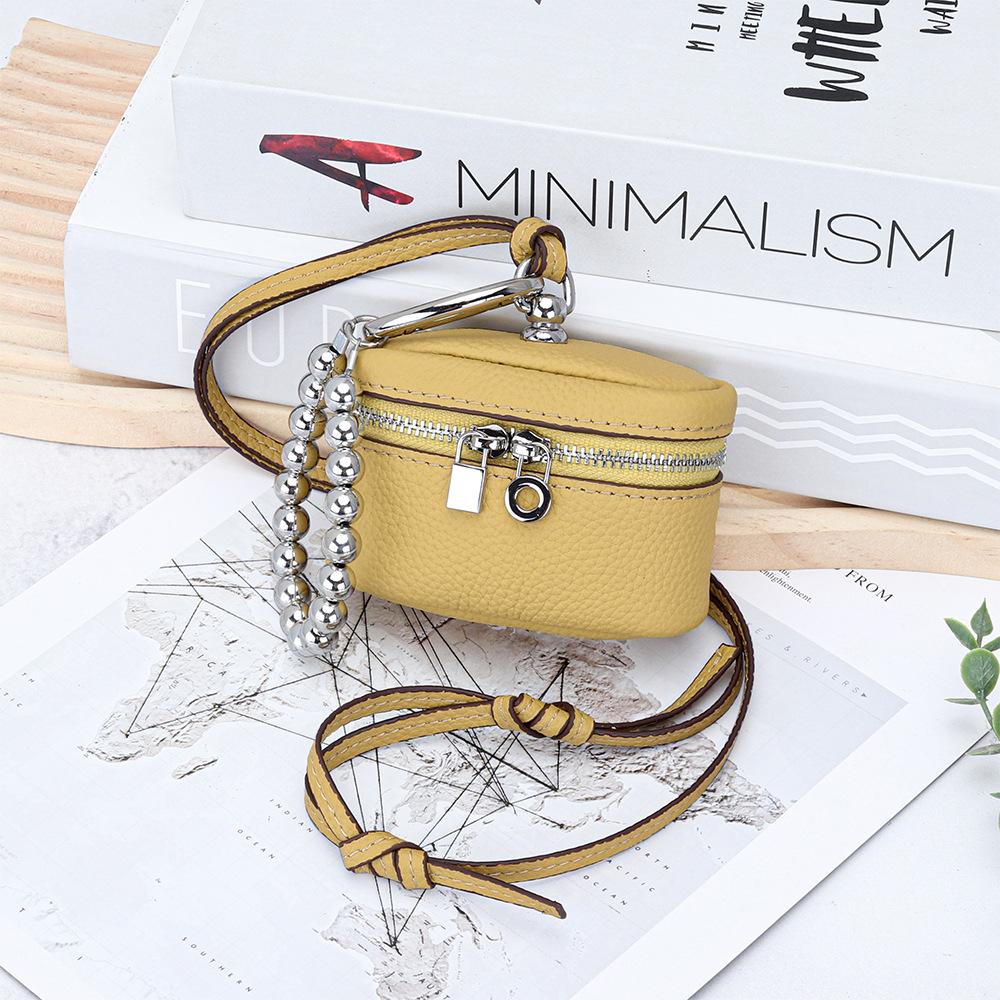 Chic and Compact Leather Necklace Coin Pouch Headphone Bag Accessory Fashion Headphone Pouch Zipper Coin Holders with Lanyard