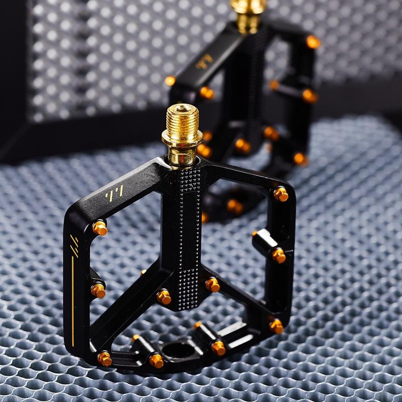 Bicycle Gold Pedals Aluminium Perrin Lightweight Wide Surface Non-slip Road Bike Racing Pedals Mountain Bike Pedals