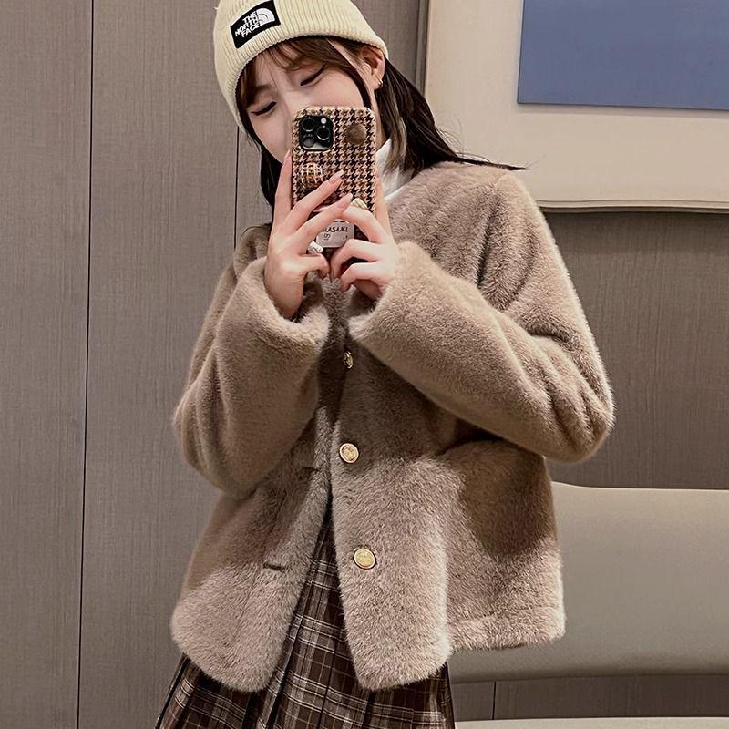 Autumn/Winter 2024 Chic Petite Mink Coat – Short, Thickened, Versatile, Fragrance Style for Women