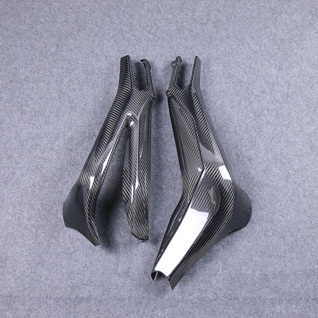 Yamaha MT09 FZ09 Carbon Fiber Swingarm Cover (2013-2020)