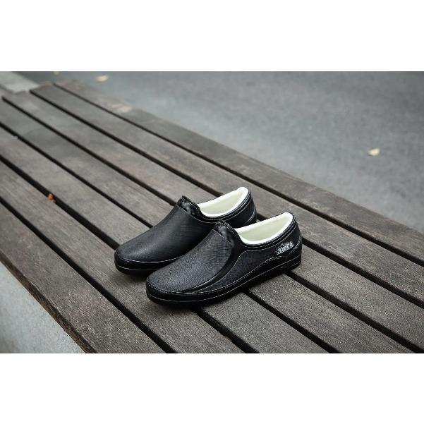 Men's Rain Shoes Leather Top Thick Sole High Top Anti Slip Water Shoes Outdoor Mountaineering Plush Warm Boots Work Safety Boots