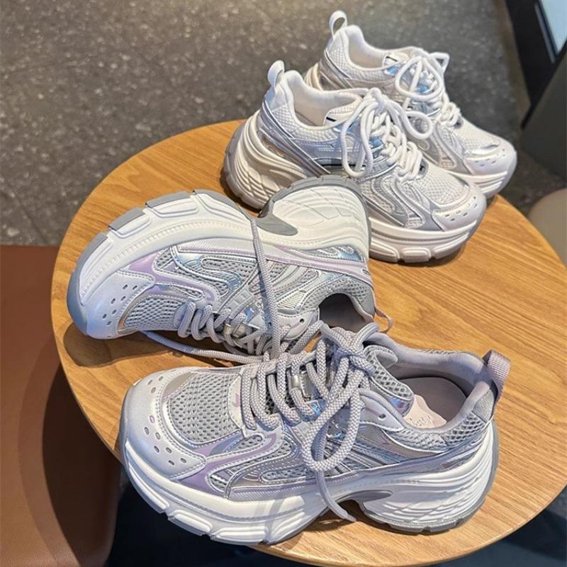 Chaussures de papa à semelles épaisses pour femmes, nouvelles chaussures de sport décontractées légères en maille respirante rétro pour la rue, tendance