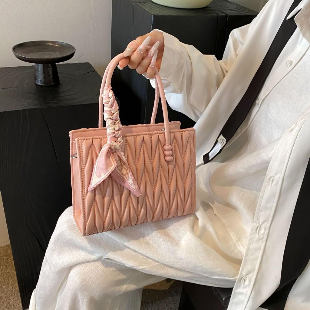 Ielgy Fashion Ladies Pleated Underarm Bag Commuter Classy All-Match Tote Bag