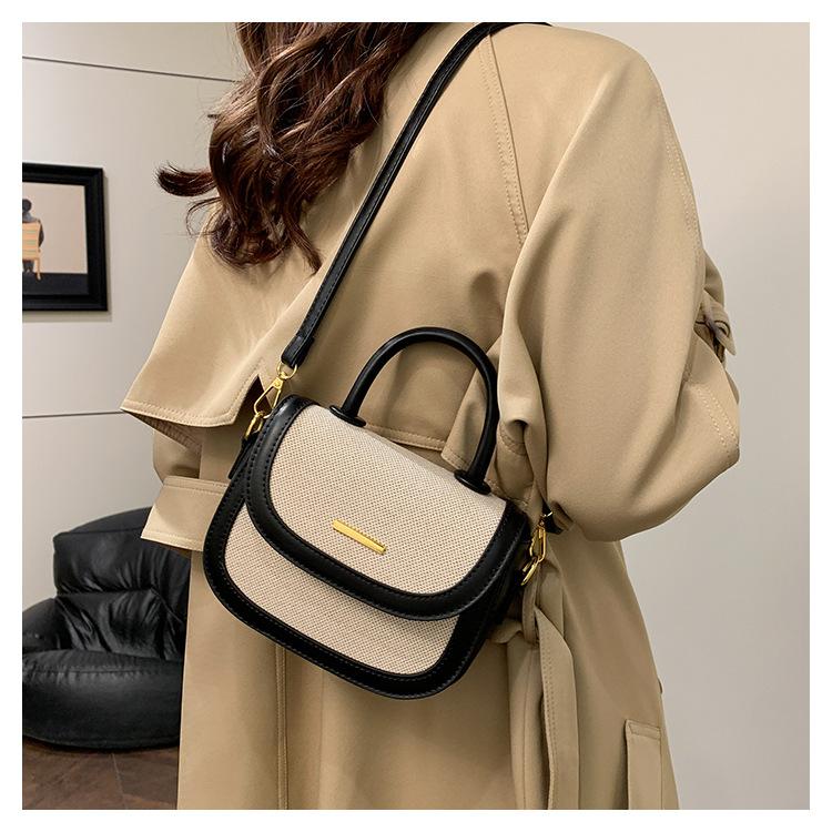 Borsa a sella portatile con texture premium da donna, nuova borsa a tracolla messenger retrò alla moda con inserti a contrasto di colore