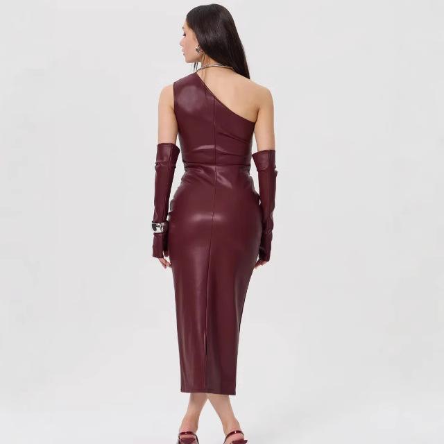 Slanted Genuine Leather Gown for Women, Tight-fitting Chest Pleated Sexy Hip-packing Skirt