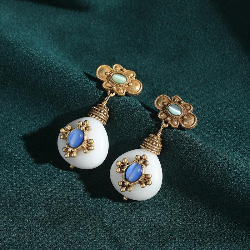 Vintage Retro Bee Glass Bead Bracelet for Women - Summer Non-Fading Style