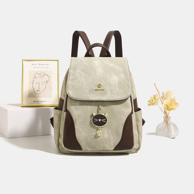 

Hong Kong Brand Large Capacity Travel Backpack Bag Female 2025 New Arrival Fancy Niche Style Lightweight Fashion Backpack Green