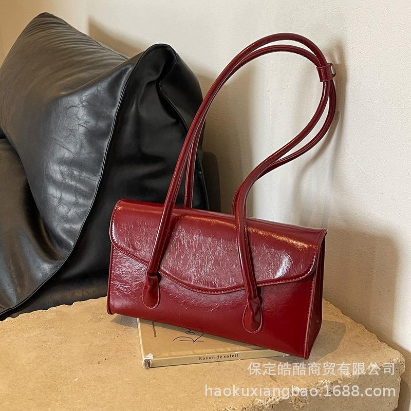 Korean niche underarm bag women's 2025 new trendy fashion portable commuter bag versatile large-capacity shoulder bag