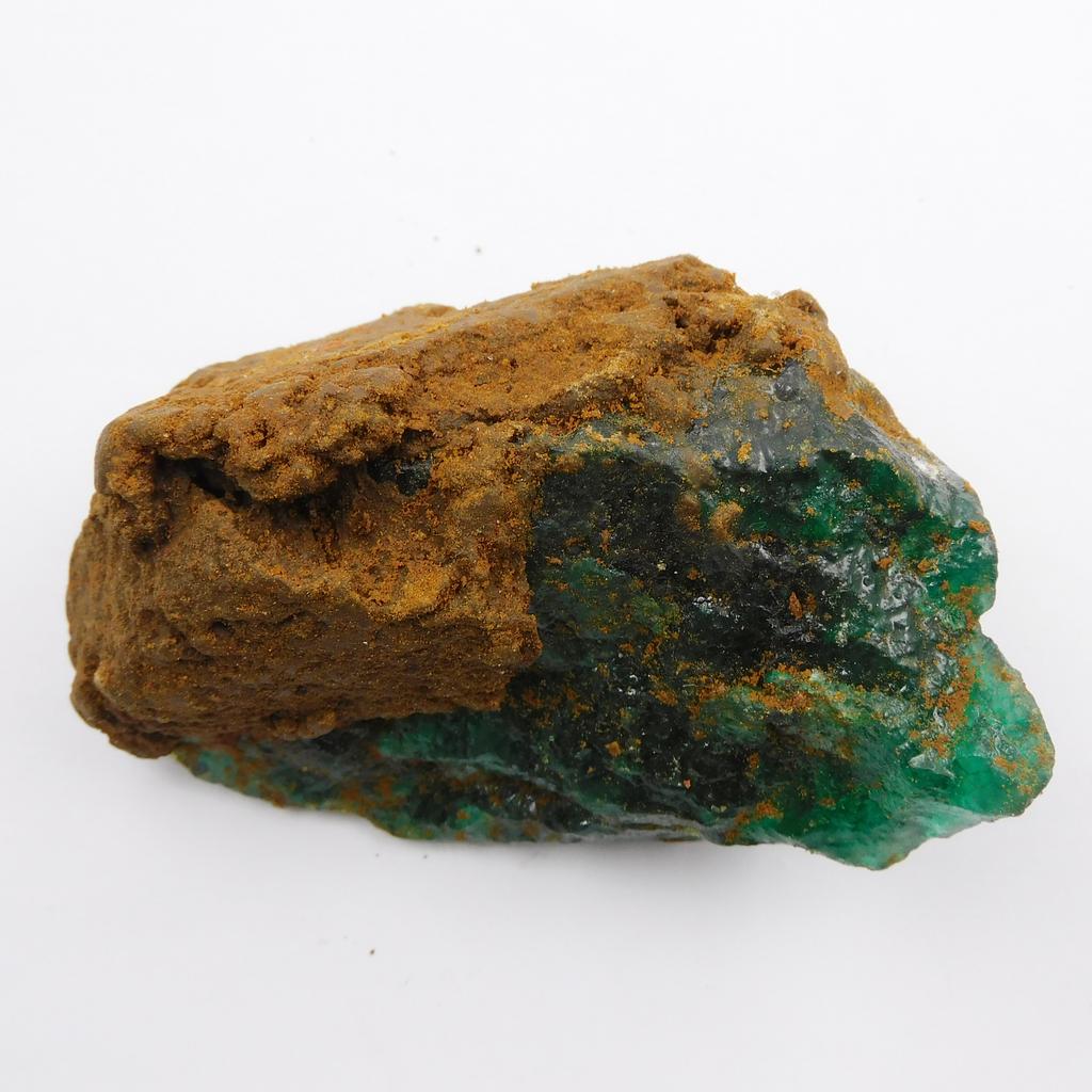 Natural Green Emerald 1010.9ct Rough Certified Loose Gemstone