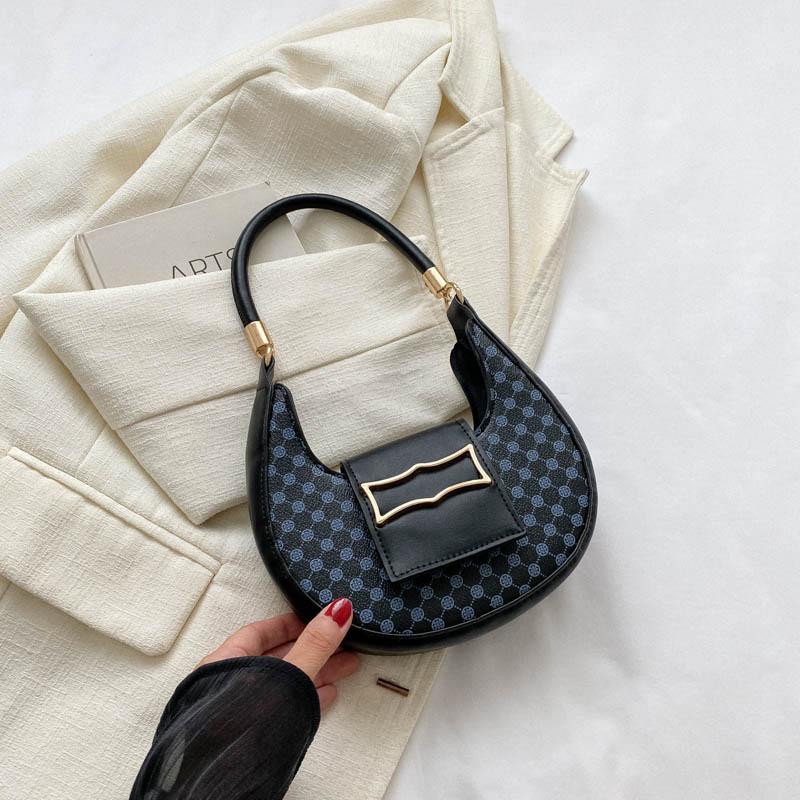 Simple Temperament Fashionable Handbag Autumn Commute Small Fresh Women Shoulder Armpit Bag Tide