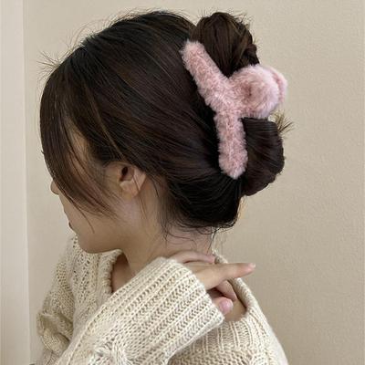 Winter Plüsch Haarspange Elegant Acryl Haarnadeln Frauen Haarspange Haarspange Krabbe Kopfschmuck Mädchen Haarschmuck