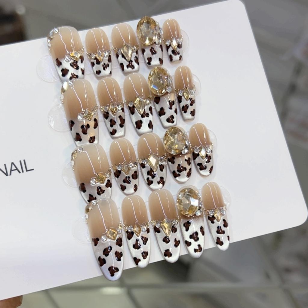 Pure Hand-made Phototherapy Wearable Nail Tablets Golden Leopard, Finished Wearable Nail Art Patches