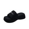 Internet-Berühmtheit Muffin-Plateau-Slipper Outdoor-Bekleidung Damenschuhe 2025 Sommer neue erhöhende schwarze Sandalen
