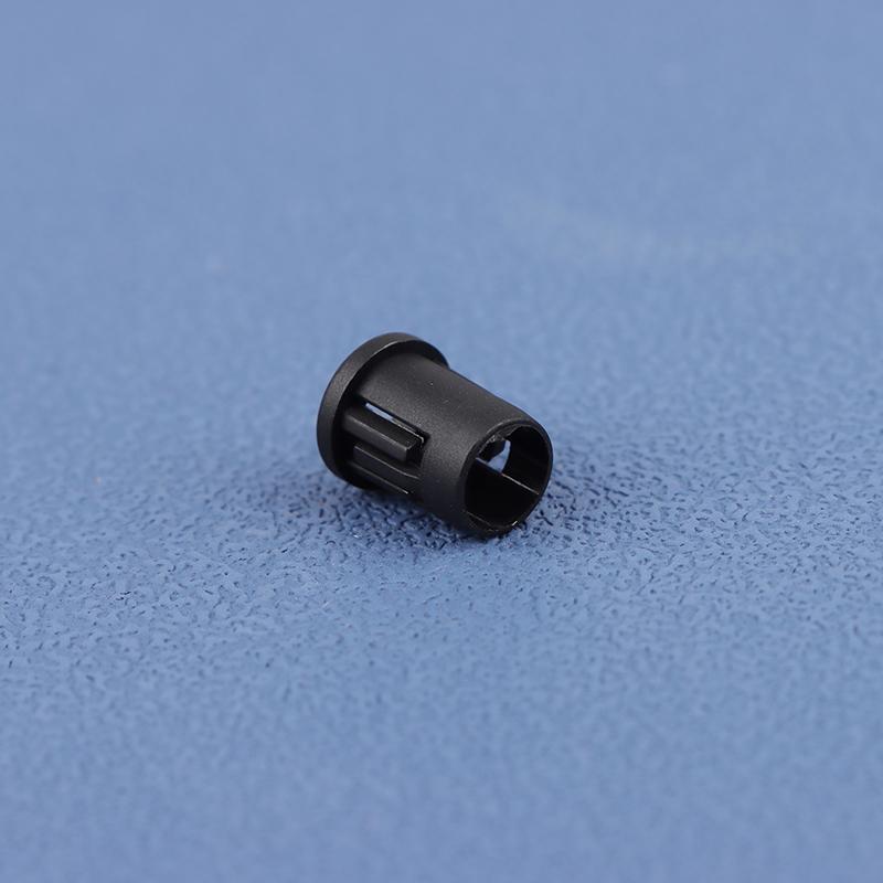 50Pcs 5Mm Led Holder Socket Clip Bezel Socket Mount Light Emitting Diode Lamp Base Cover Black Plastic Display Blub Cup Case