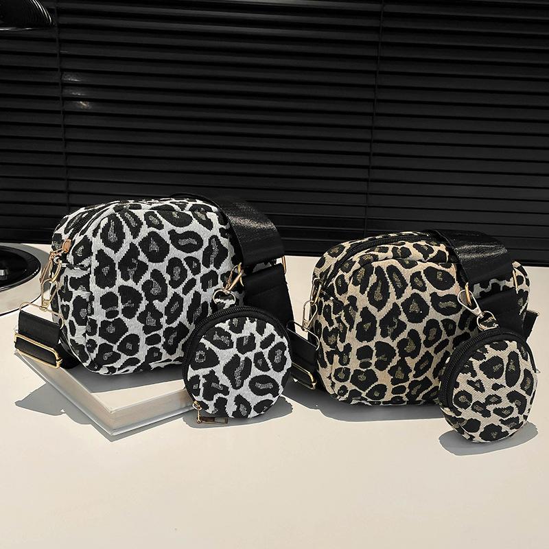 Popular Niche Bag Women Retro Design Crossbody Bag Women High-end Leopard Print Single Shoulder Small Square Bag Women