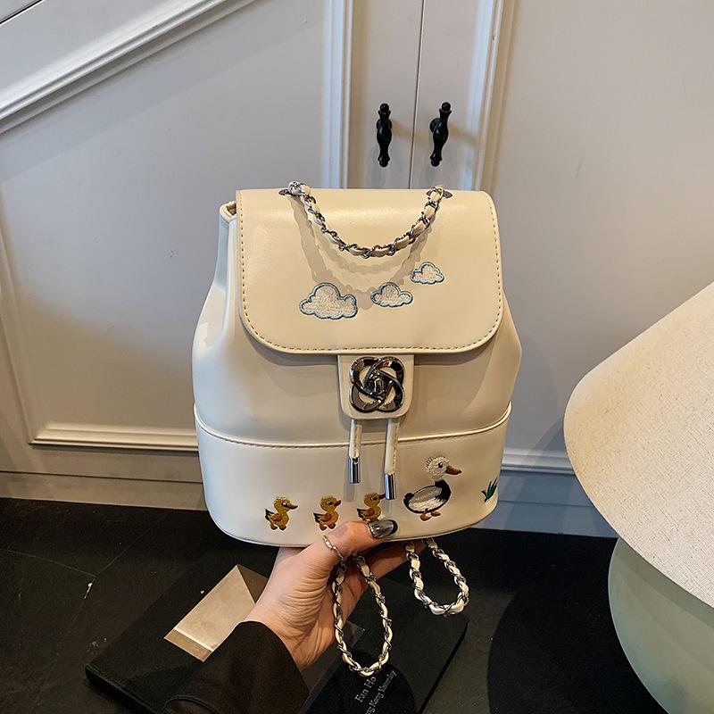 

Весна и лето новая мода простой портативный сатчел на плечо маленький рюкзак повседневный ретро рюкзак