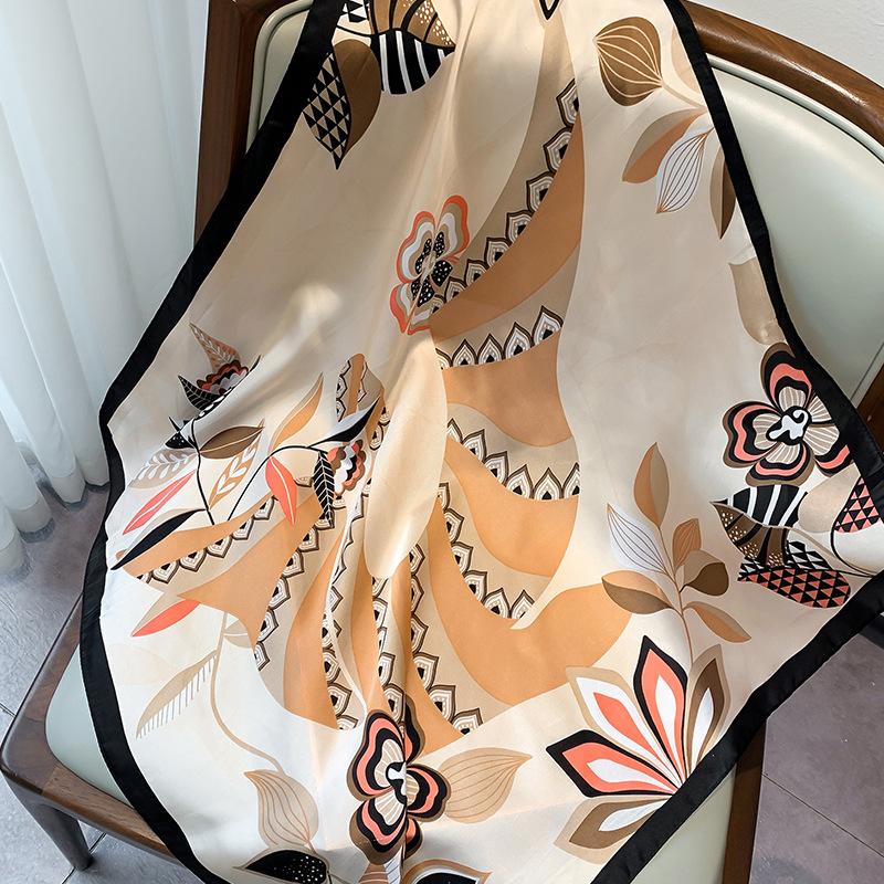 Fashion Spring and Autumn Korean Printing New Decoration Small Square Scarf Women's Decorative Scarf Shawl Imitation Silk Scarf