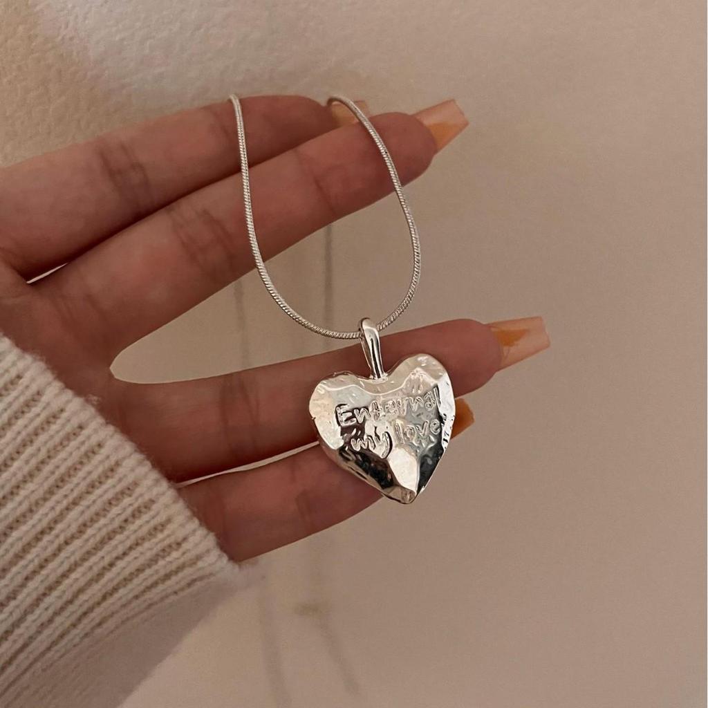 Elegant Star Pendant Long Necklace for Women - Luxurious Snake Chain Sweater Accessory