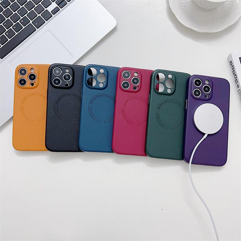 Proteção de câmera com furo de precisão Carregamento sem fio para capa de couro Magsafe para iPhone 15 14 13 12 Pro Max Plus Capa protetora magnética à prova de choque